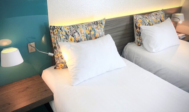 ロジス ホテル & レストラン レ ムエット - ラルモール プラージュ、 プロシュ デ ロリアン