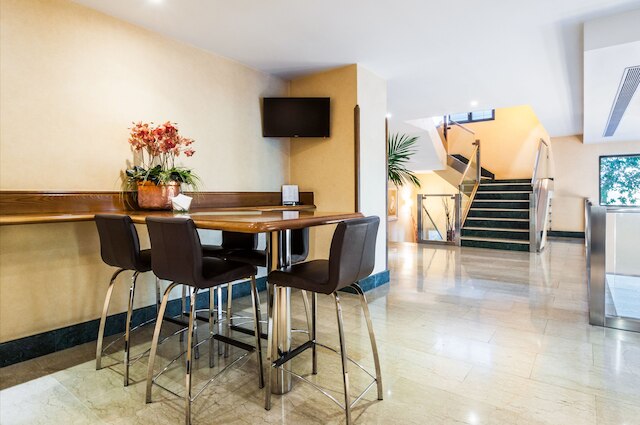 ホテル フリア マドリード