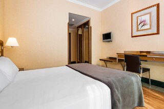 ホテル フリア マドリード