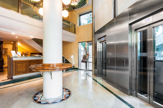 ホテル フリア マドリード