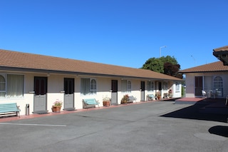 アーンスロー モーテル