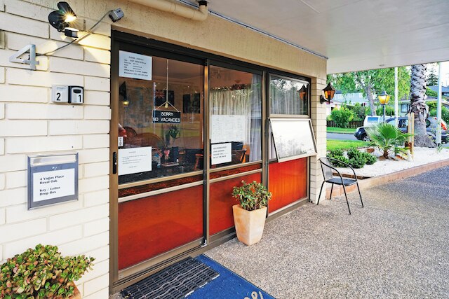 デュークス ミッドウェイ ロッジ