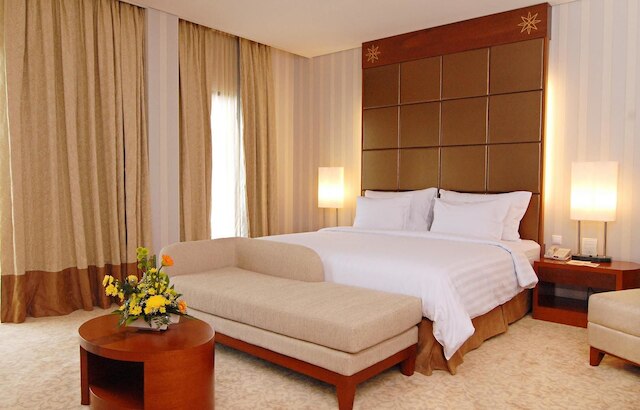 ラベルサ グランド ホテル & コンベンション センター