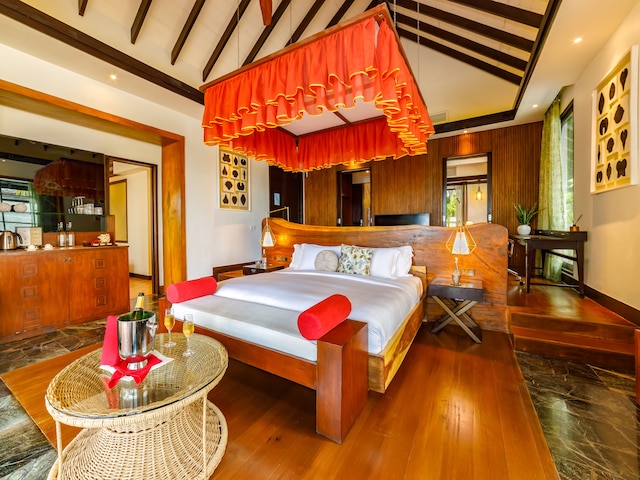 オゼン リザーブ ボリフシー オールインクルーシブ ウィズ フリー トランスファー