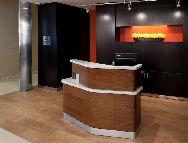 コートヤード・サンタアナ・オレンジ・カウンティー