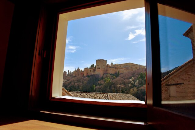 アパルタメントス トゥリスティコス アルハンブラ