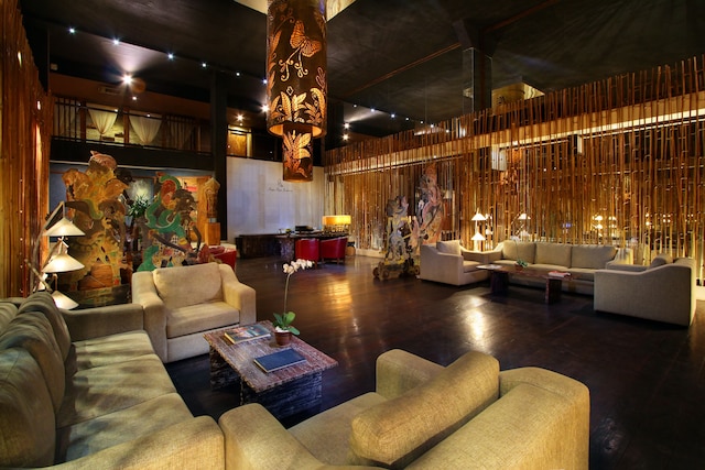 クプ・クプ・ジンバラン・ビーチ・クラブ＆スパ・バイ・ロクシタン