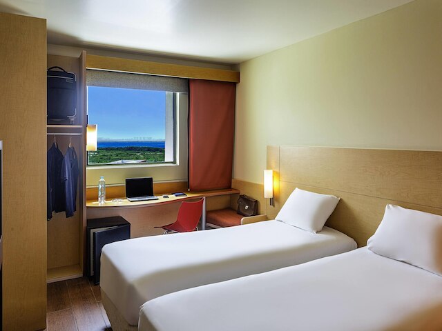 イビス カンクン セントロ