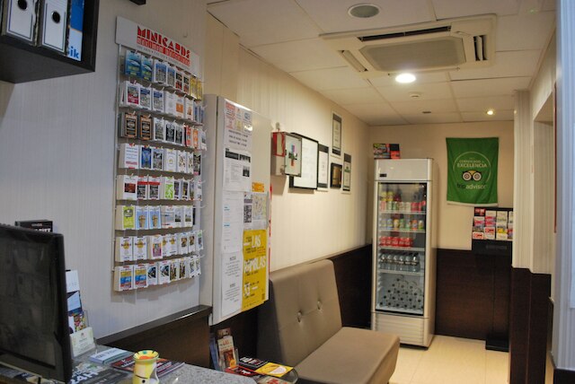 ホスタル ラス フローレス