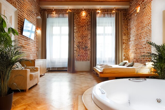 アパートホテル スタレ ミャスト