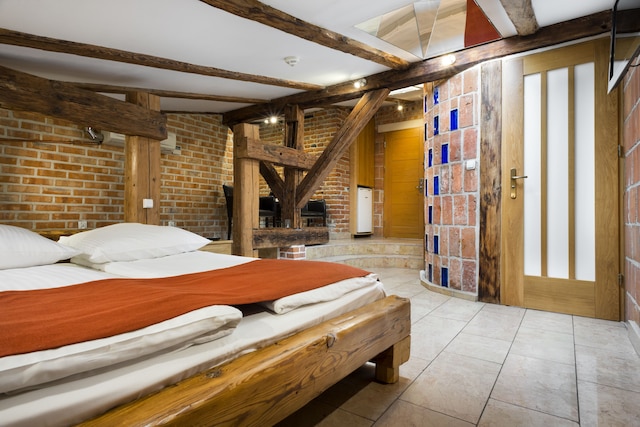 アパートホテル スタレ ミャスト