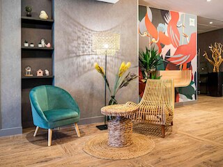 イビス スタイルズ レンヌ セッソン