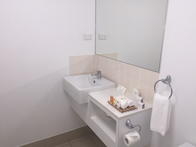 ジ エッジ アパートメント ホテル