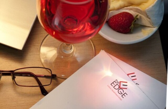 ジ エッジ アパートメント ホテル