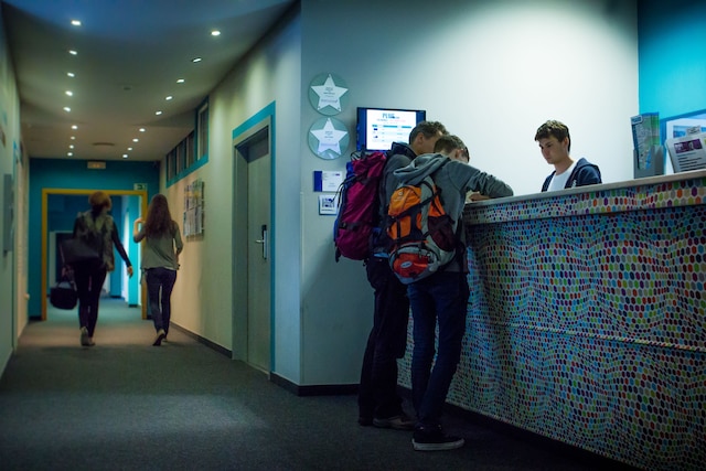 プラス パラハ ホステル