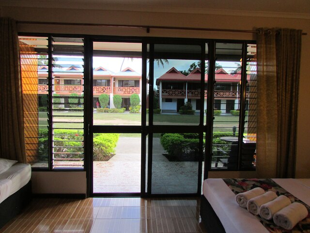 ワイロアロア ビーチ リゾート フィジー