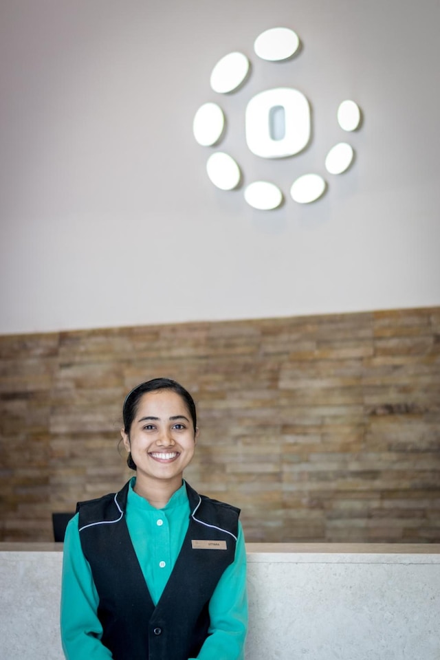 オクターブ ホテル & スパ サージャプール ロード