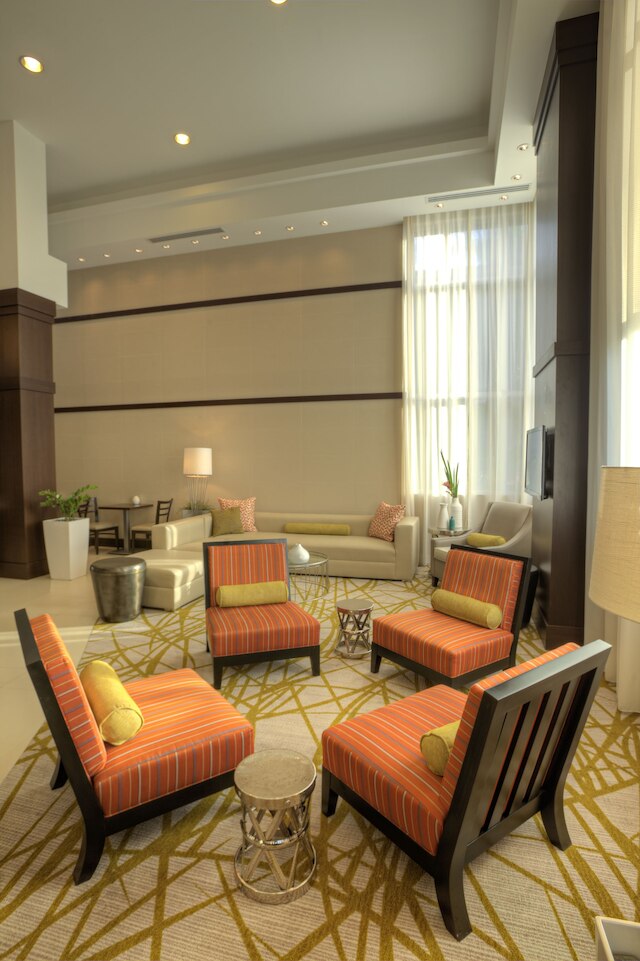 コンフォート スイーツ マイアミ エアポート ノース