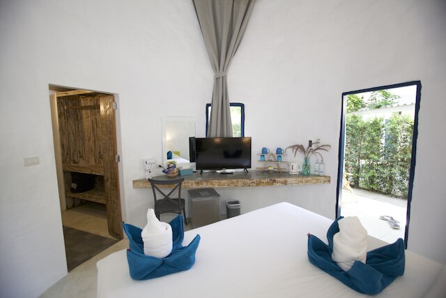 ライム & ソダ ビーチフロント リゾート