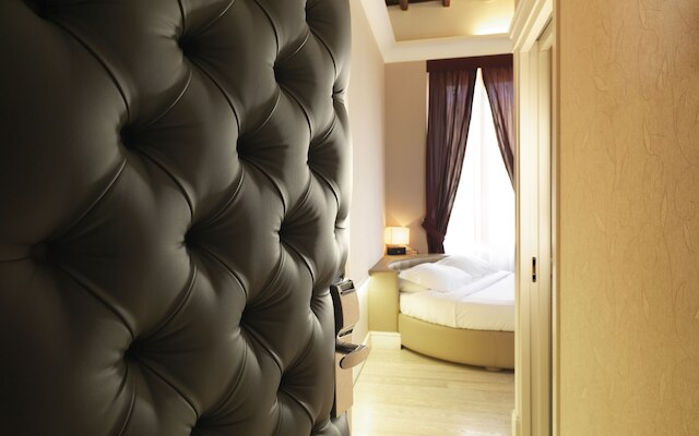 ル レーヴ ド ナイム - ローマ