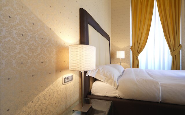 ル レーヴ ド ナイム - ローマ