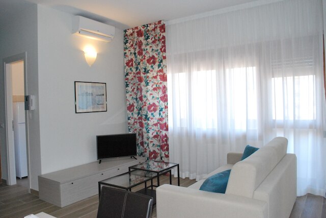 マルベーラ アパートメンツ & スイーツ