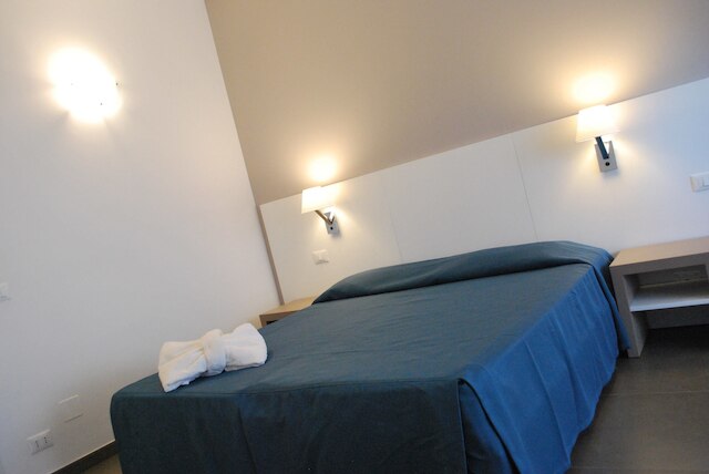 マルベーラ アパートメンツ & スイーツ