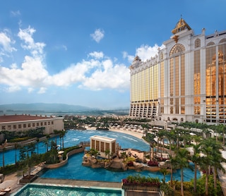 ギャラクシー ホテル