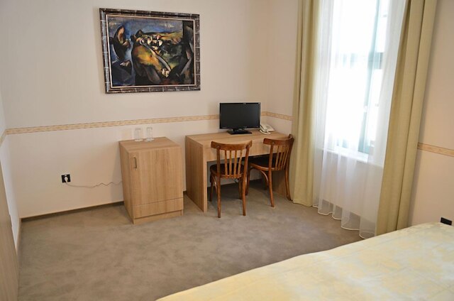 ホテル アルカディア