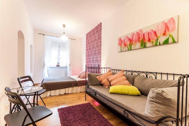 ザ シークレット ガーデン アパートメント ヨゼファ