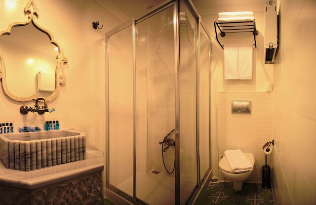 キャラバン ホテル