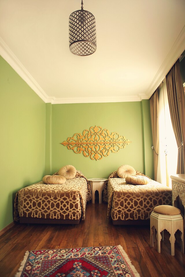 キャラバン ホテル