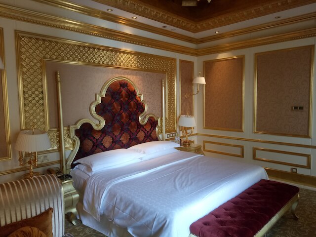 シェラトン重慶ホテル (重庆喜来登大酒店)