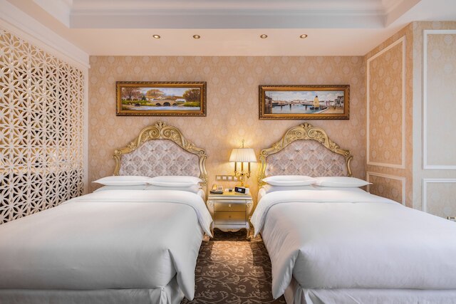 シェラトン重慶ホテル (重庆喜来登大酒店)