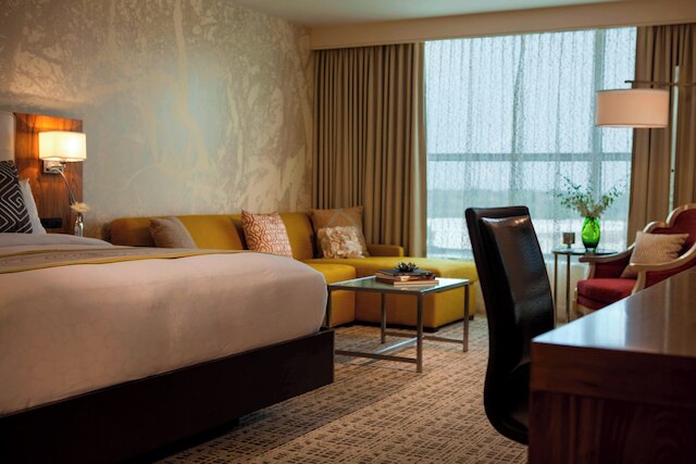 ルネッサンス バトン ルージュ ホテル