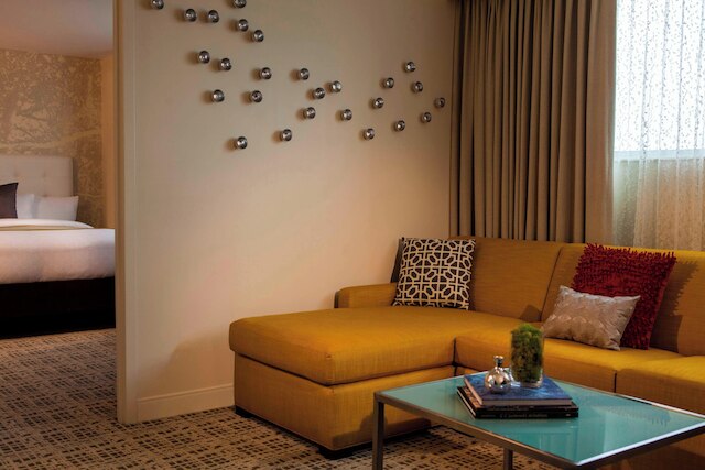 ルネッサンス バトン ルージュ ホテル