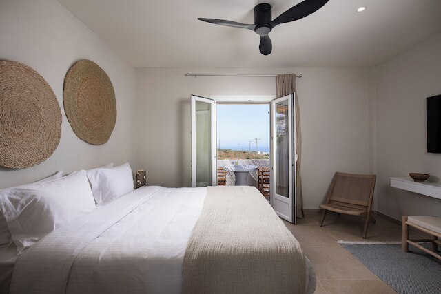 ザ ノヴェリアン バイオス サントリーニ