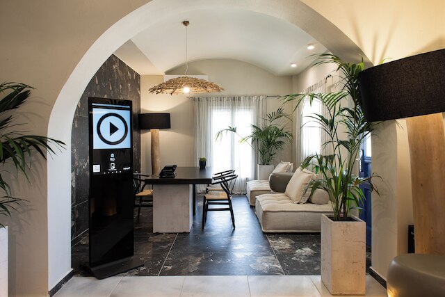 ザ ノヴェリアン バイオス サントリーニ