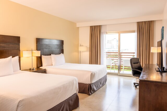 ウィンダム ガーデン カンクン ダウンタウン