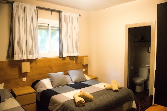 ホスタル アロガール