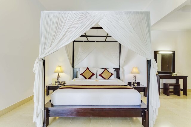 ザ トゥカッド ヴィラ