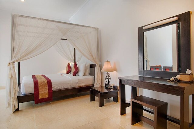 ザ トゥカッド ヴィラ