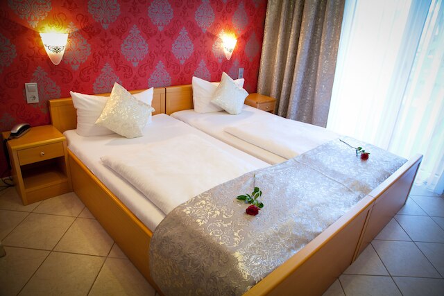 ホテル エンゲルバート