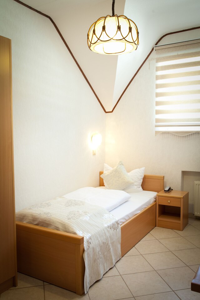 ホテル エンゲルバート