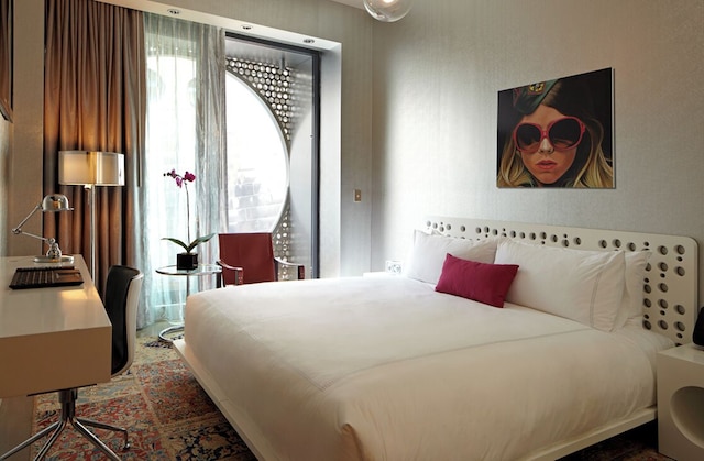 ドリームダウンタウン、ハイアットによって