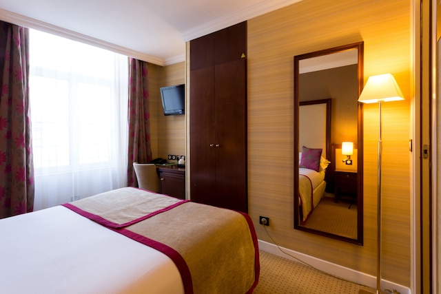 ホテル サン オノール 85