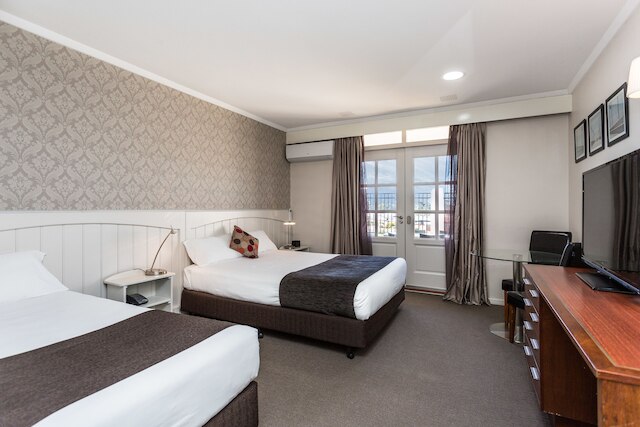 カントリー コンフォート アミティ モーテル