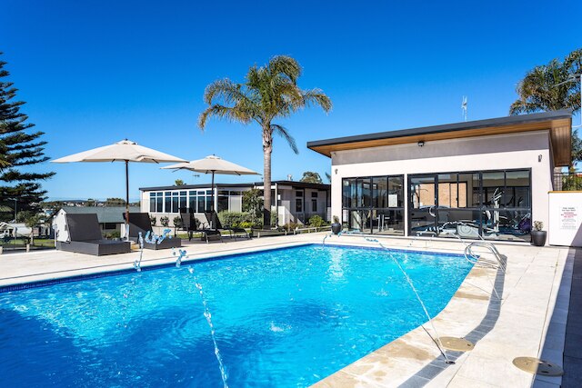 カントリー コンフォート アミティ モーテル