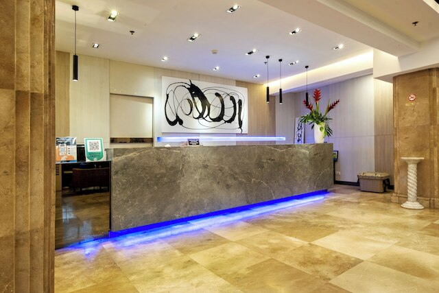 セブ グランド ホテル ビボ プレイス キャピトル