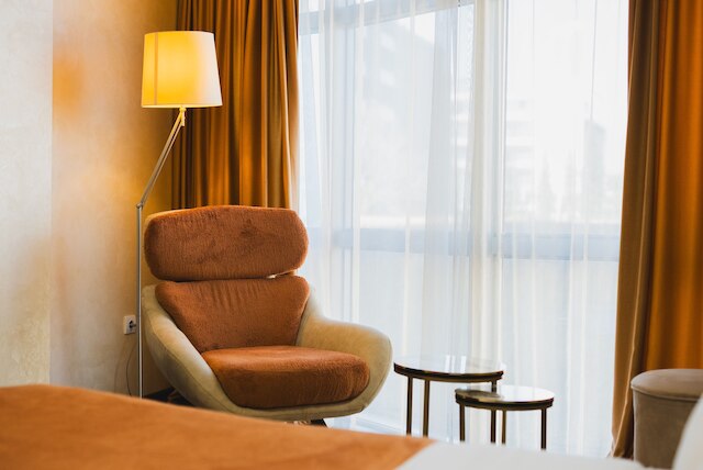 ホテル アレクサンダー ラックス